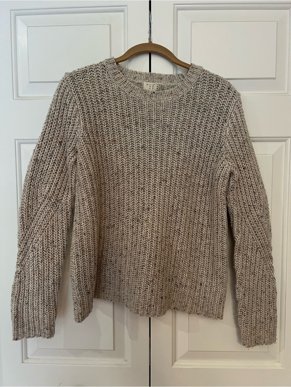 Chunky Knit Crewneck Sweater in Heathered Oatmeal color